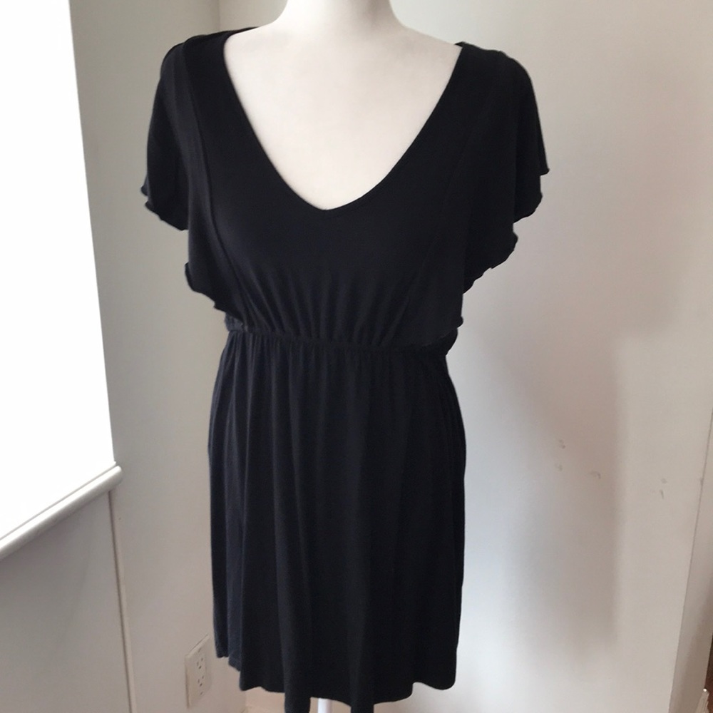 VFISH ruffle front dress!